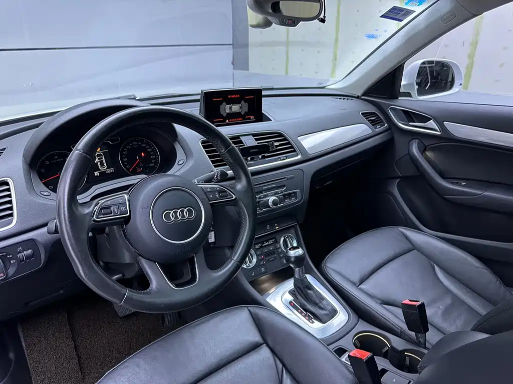 Audi Q3 — миниатюра 10