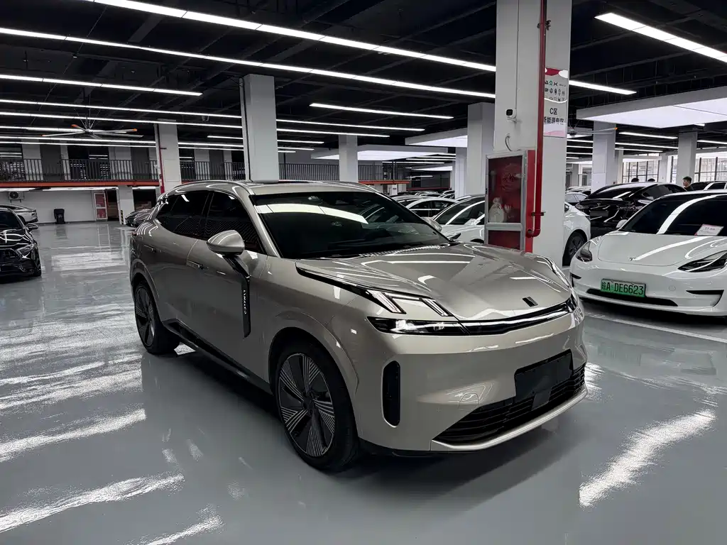 Lynk & Co 08 EM-P — миниатюра 3