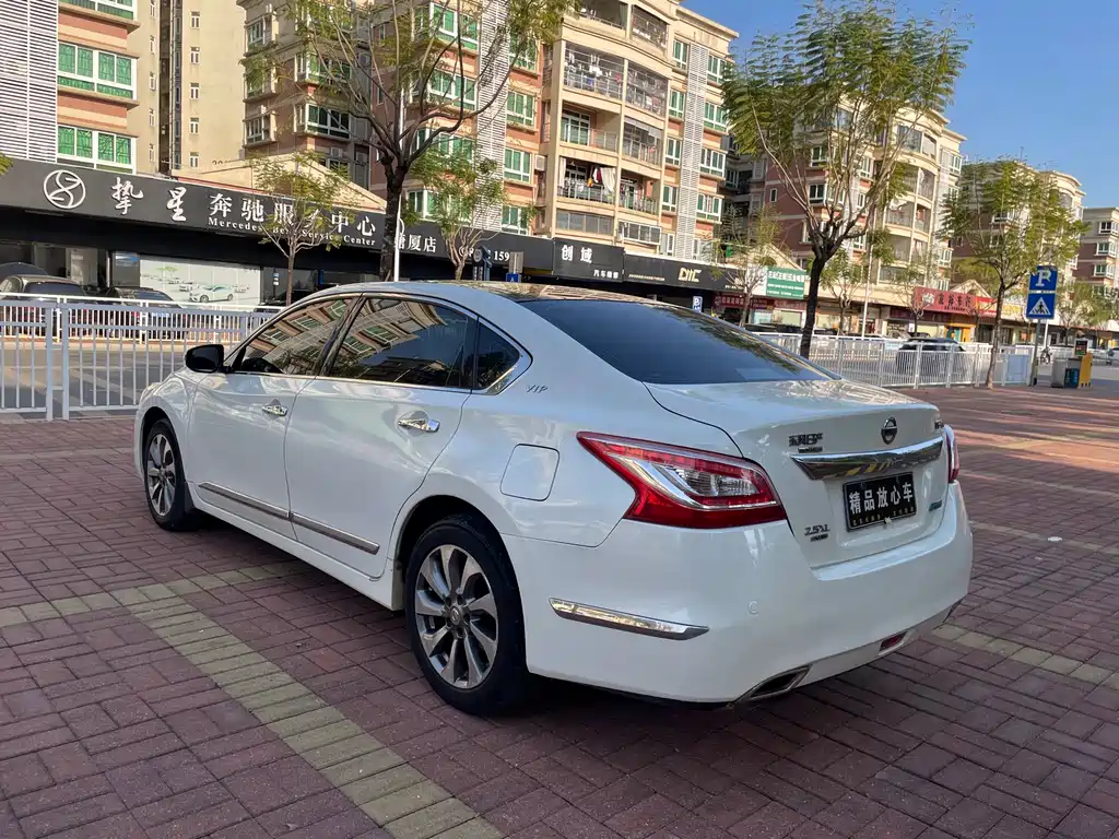 Nissan Teana — миниатюра 6