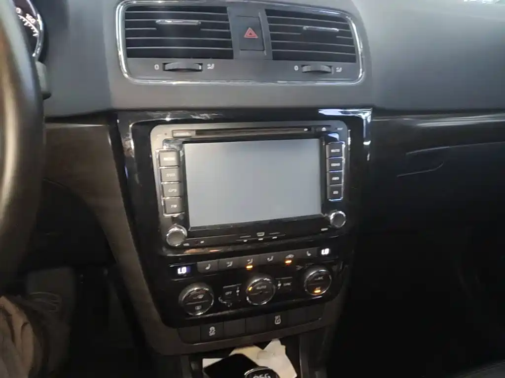 Skoda Yeti — миниатюра 13