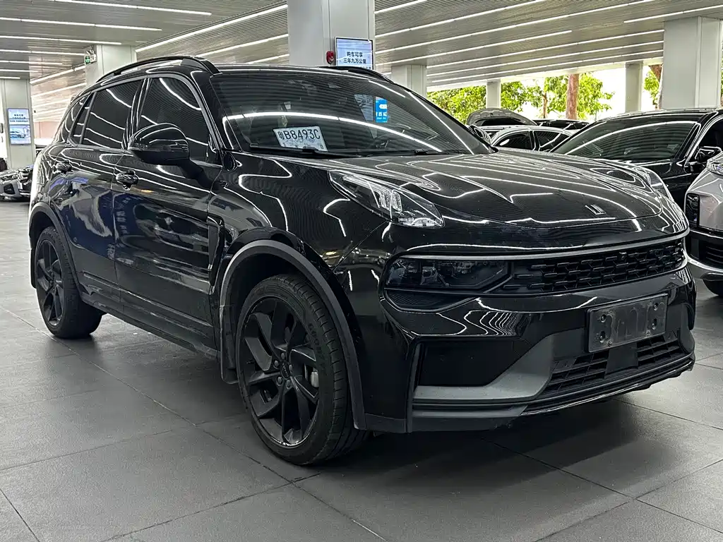 Lynk & Co 01 — миниатюра 3