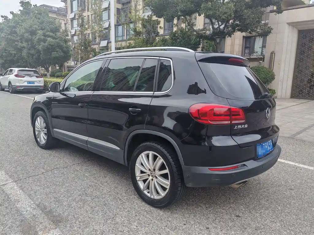 Volkswagen Tiguan — миниатюра 5