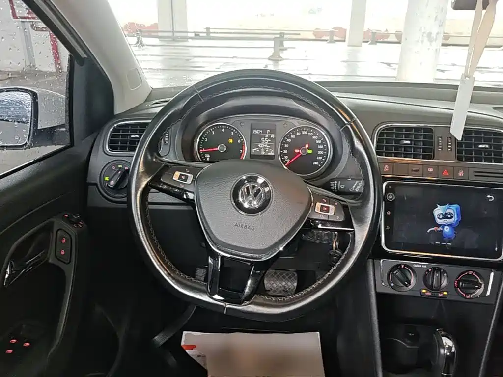 Volkswagen Polo — миниатюра 11