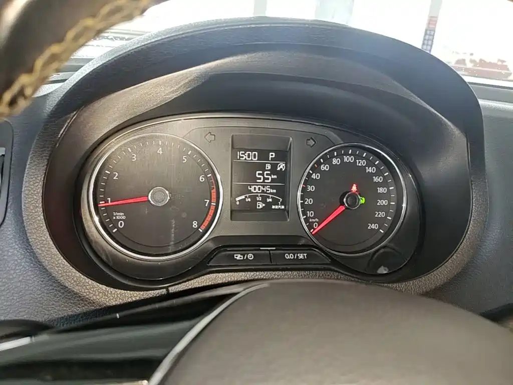Volkswagen Polo — миниатюра 12