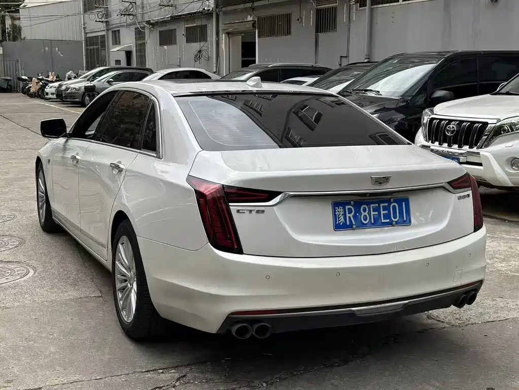 Cadillac CT6 — миниатюра 5