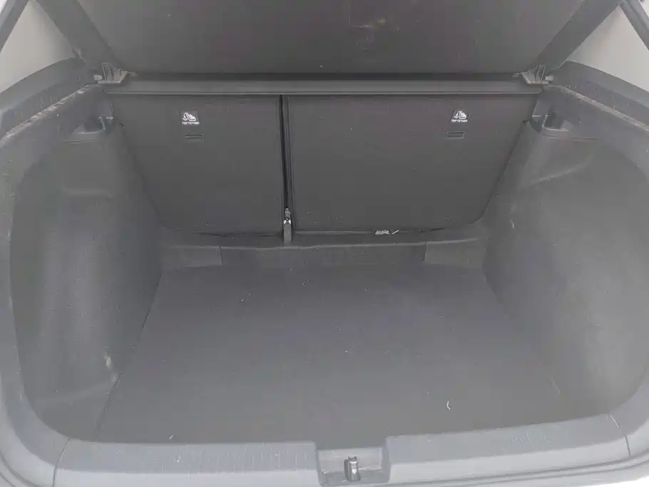 Volkswagen Tharu — миниатюра 4