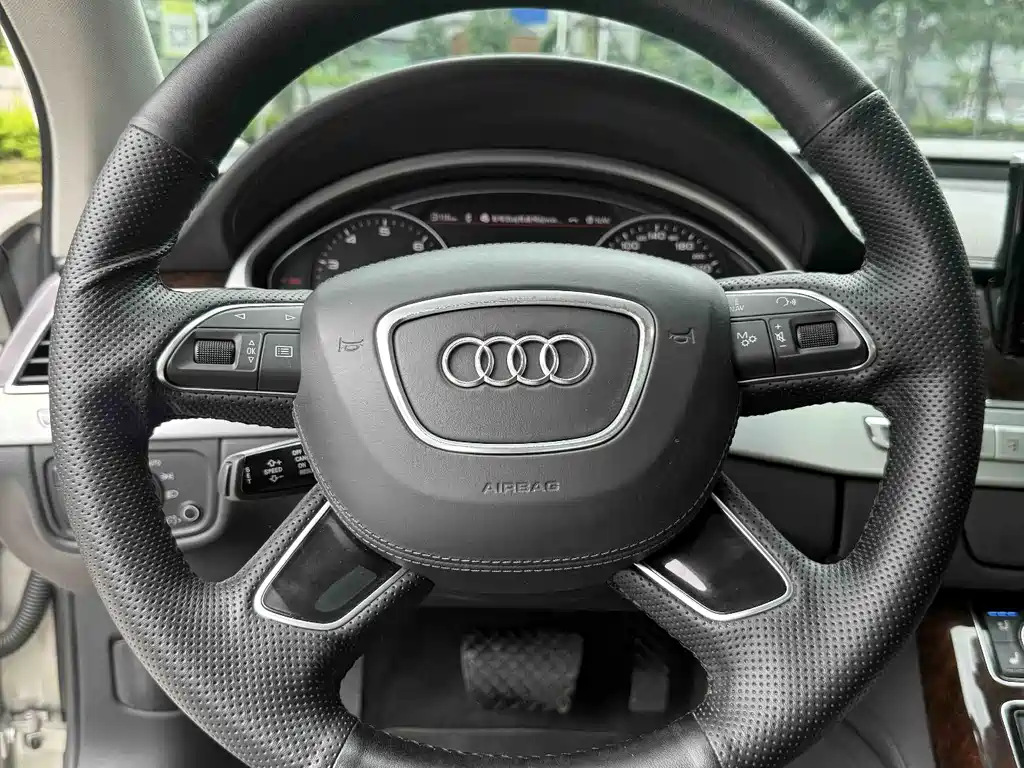 Audi A8 2014 A8L 45 TFSI quattro Luxury