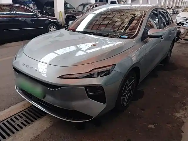 2025 Roewe D6