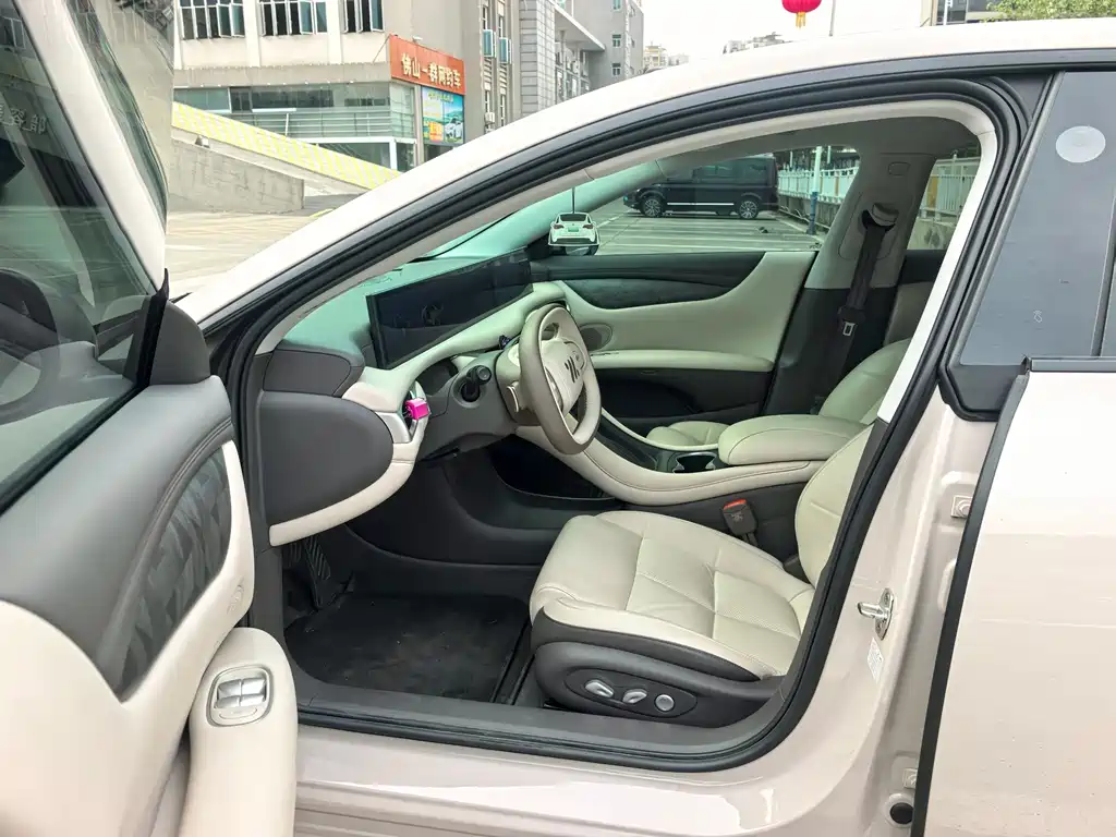 ZHIJI AUTOMOBILE ZHIJI L6