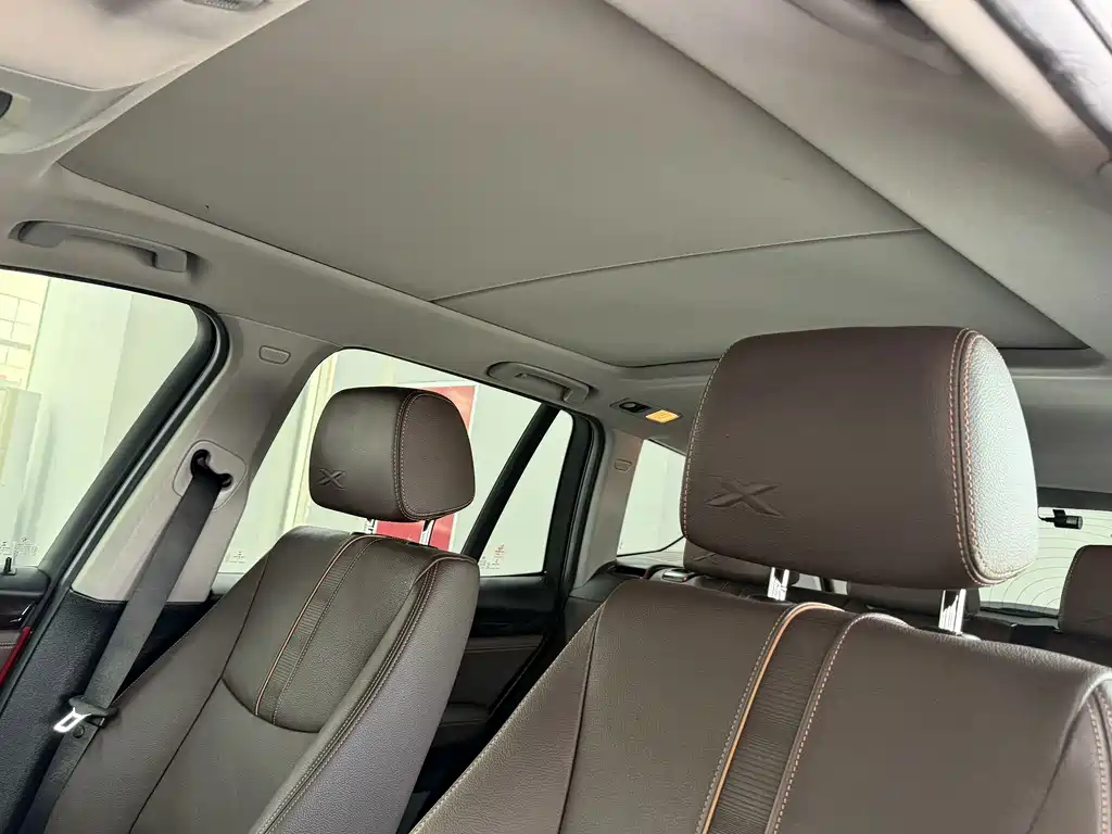 BMW X3 (Import) — миниатюра 9