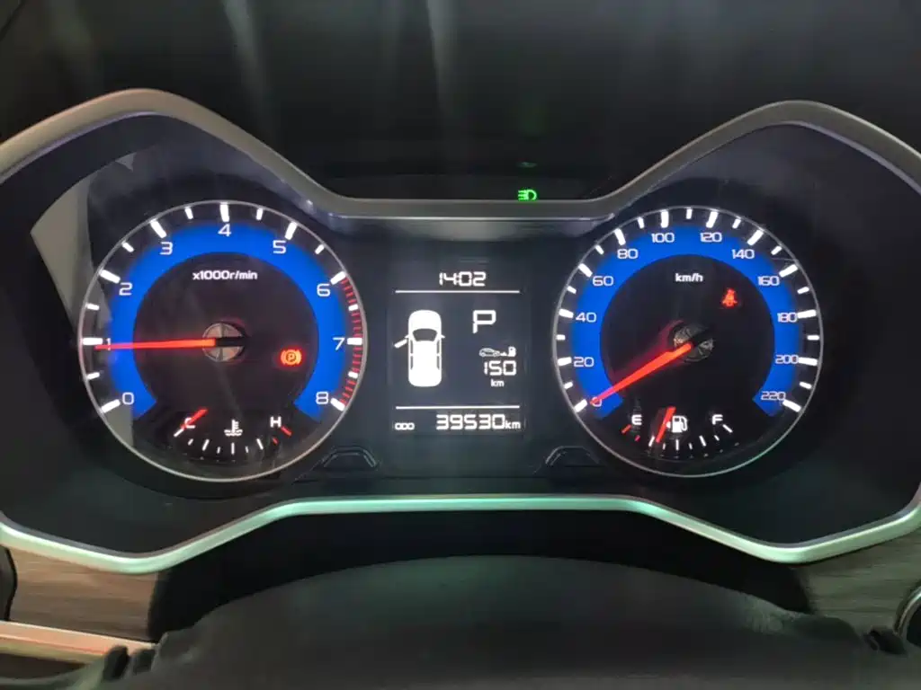 Geely Vision X3 — миниатюра 12