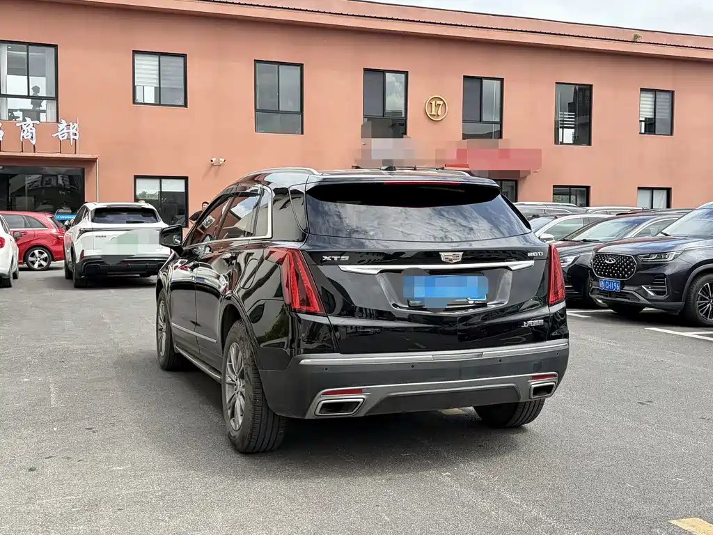 Cadillac XT5 — миниатюра 8