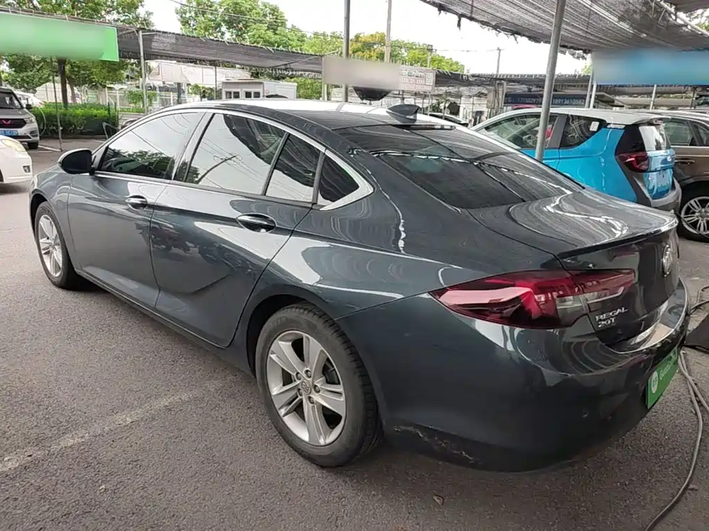 Buick Regal — миниатюра 5