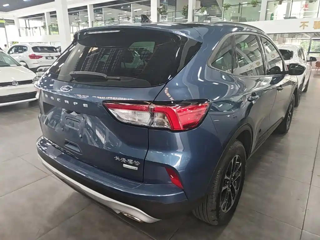 Ford Escape — миниатюра 7