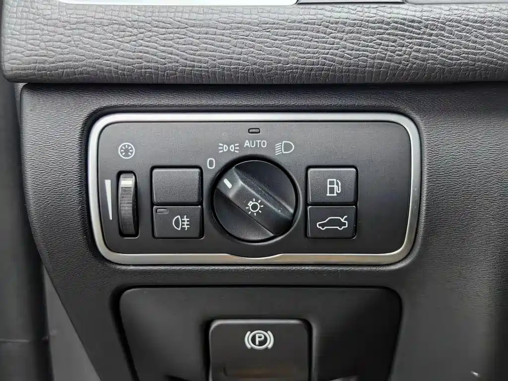 Volvo XC60 — миниатюра 19