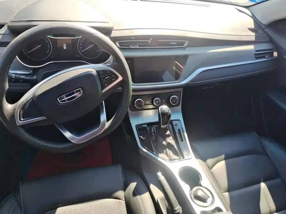 Geely Emgrand — миниатюра 12