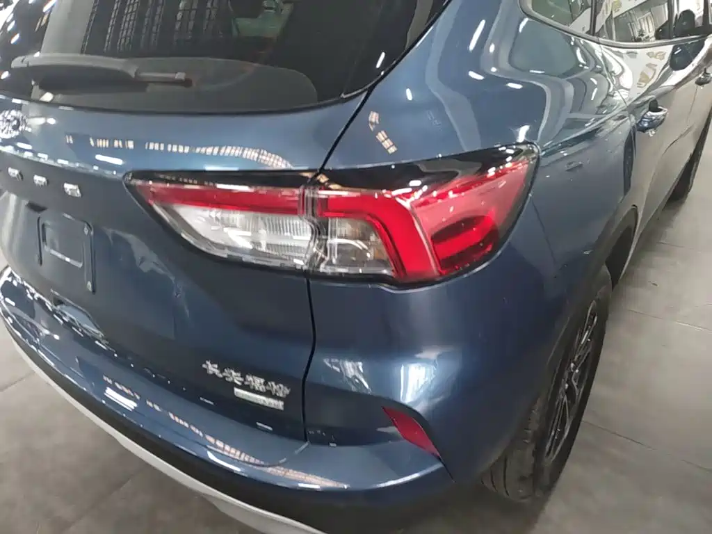 Ford Escape — миниатюра 8