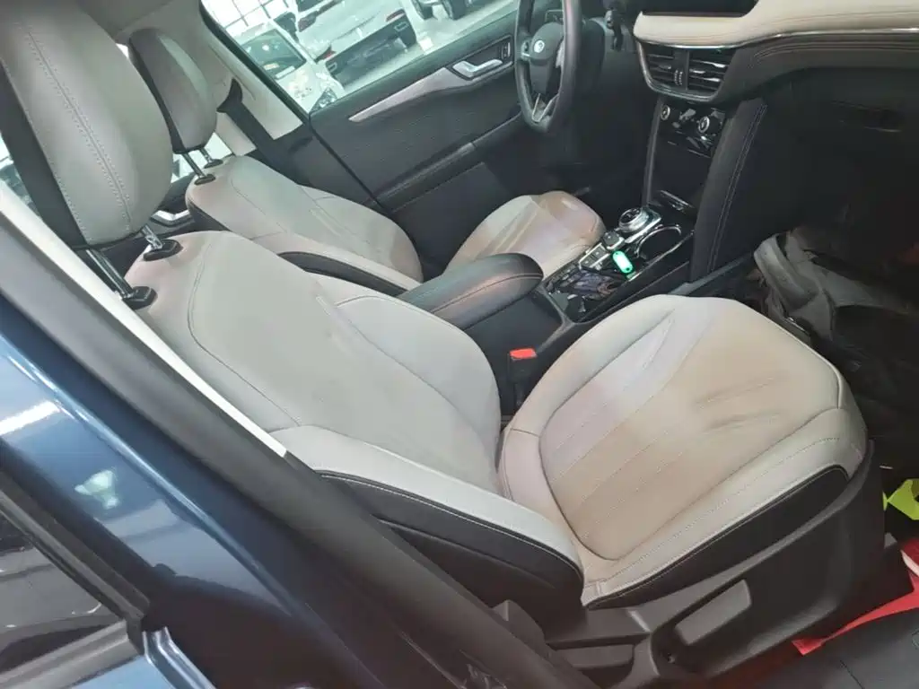 Ford Escape — миниатюра 25