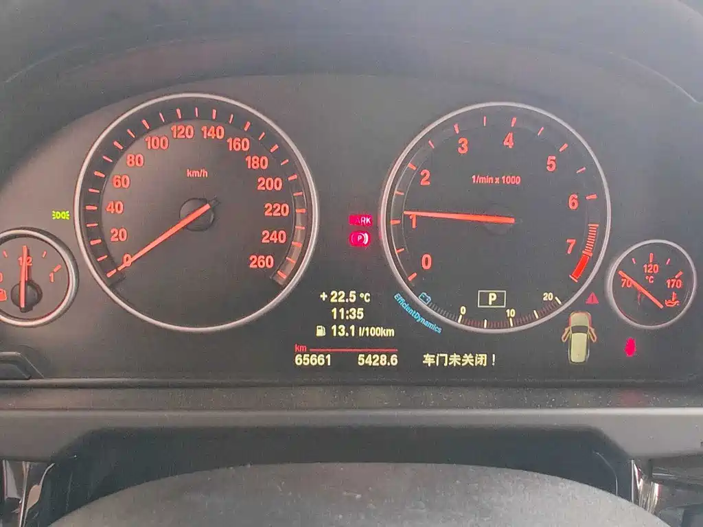 BMW X5 (Import) — миниатюра 10