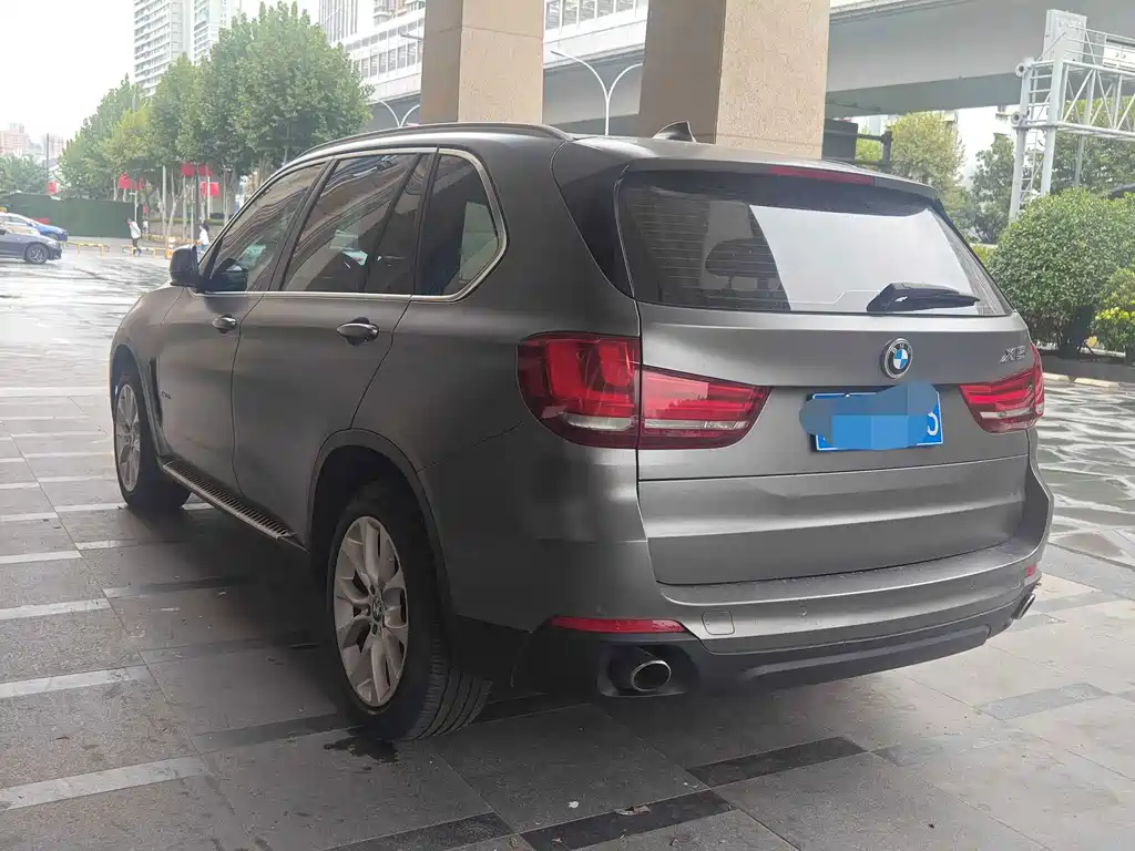 BMW X5 (Import) — миниатюра 8