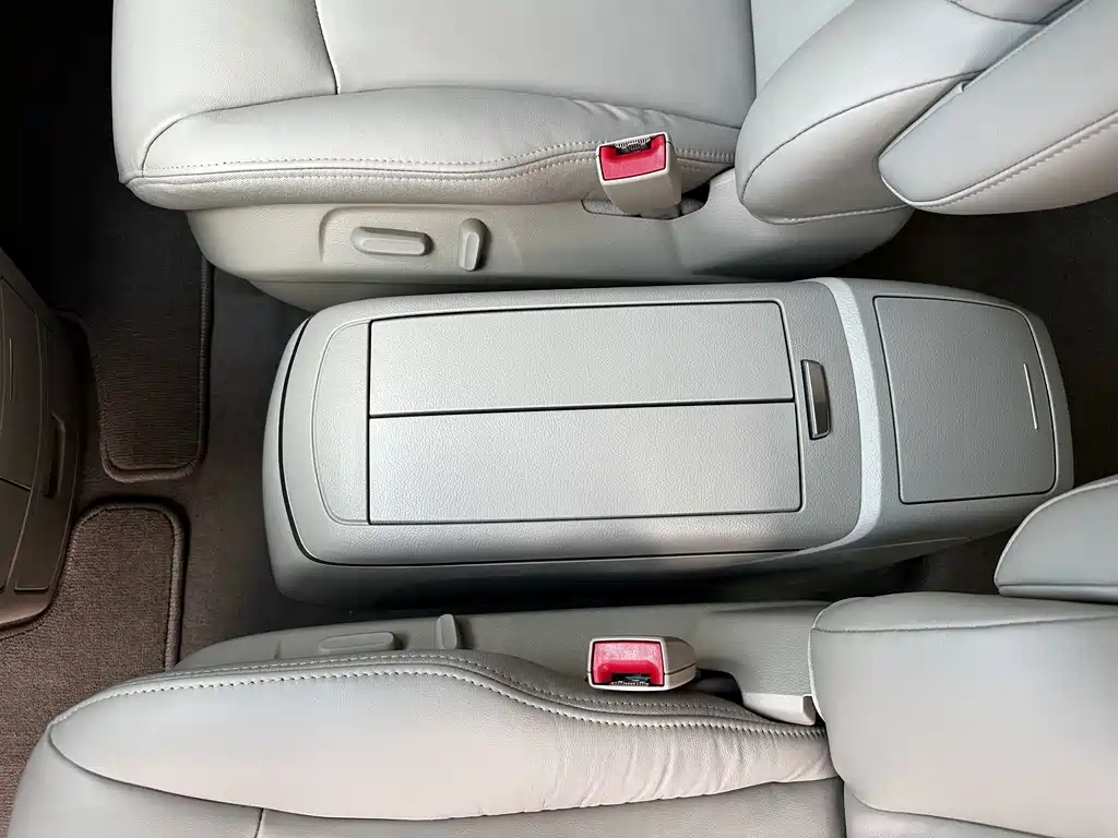 Buick GL8 — миниатюра 18