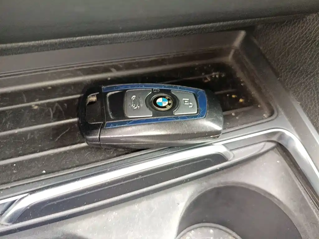 BMW 3 Series — миниатюра 9