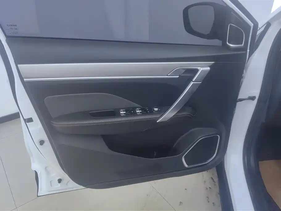 GEELY AUTOMOBILE BINYUE