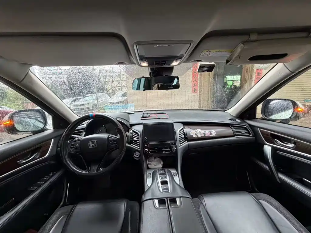 Honda Avancier 2017 370TURBO Luxury