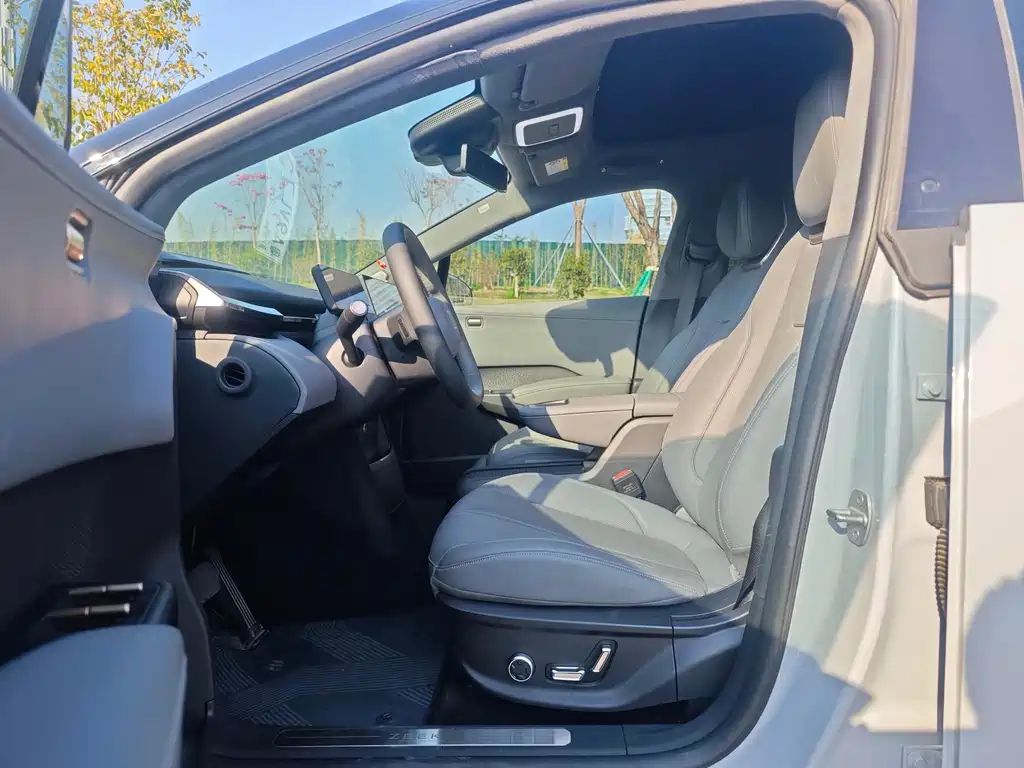 ZEEKR EXTREME KRYPTON X