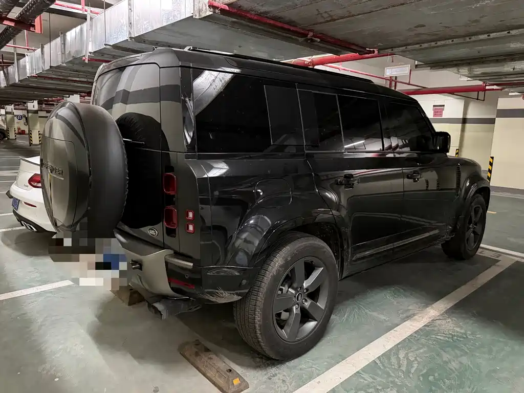 Land Rover Defender — миниатюра 2
