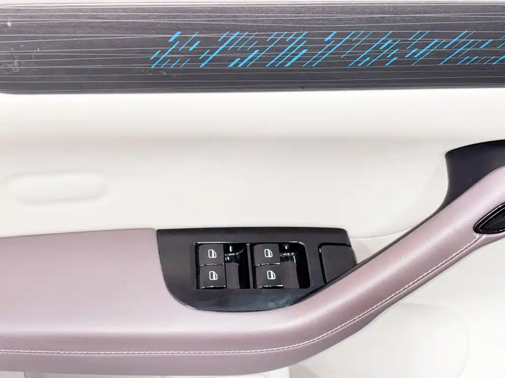 Leapmotor Leapmotor C11 — миниатюра 17