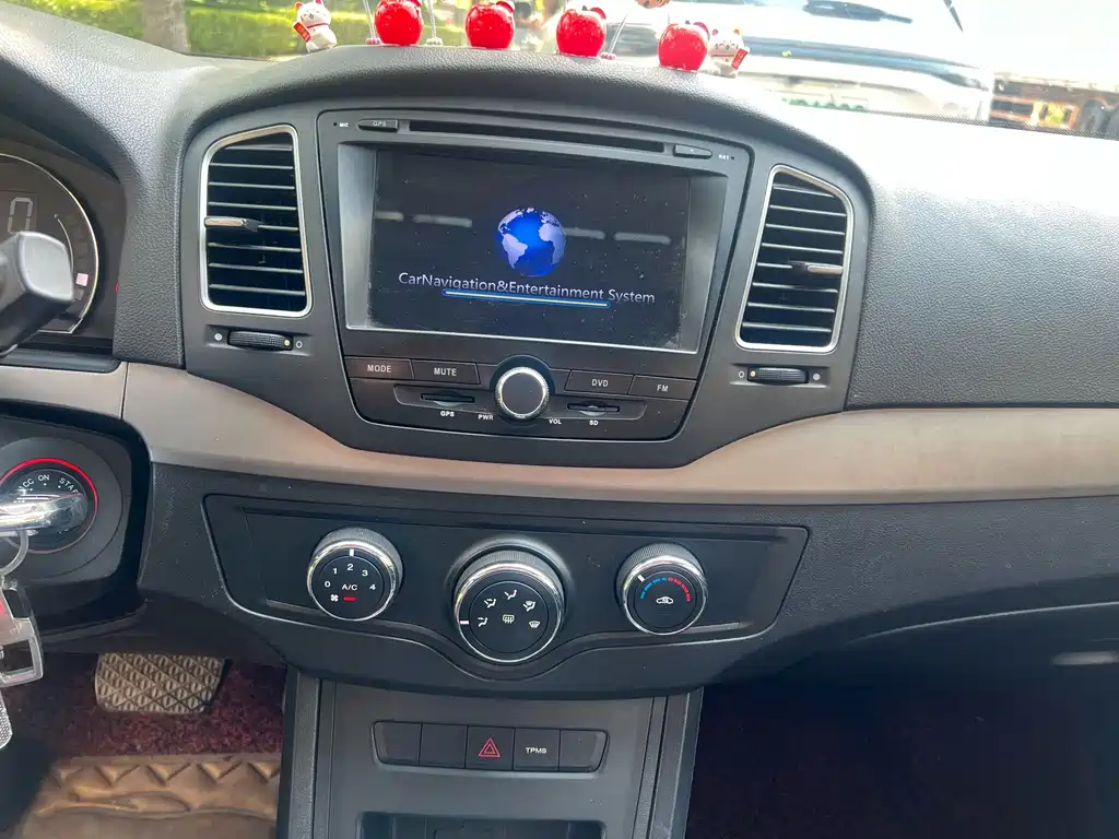 Roewe 350 — миниатюра 9