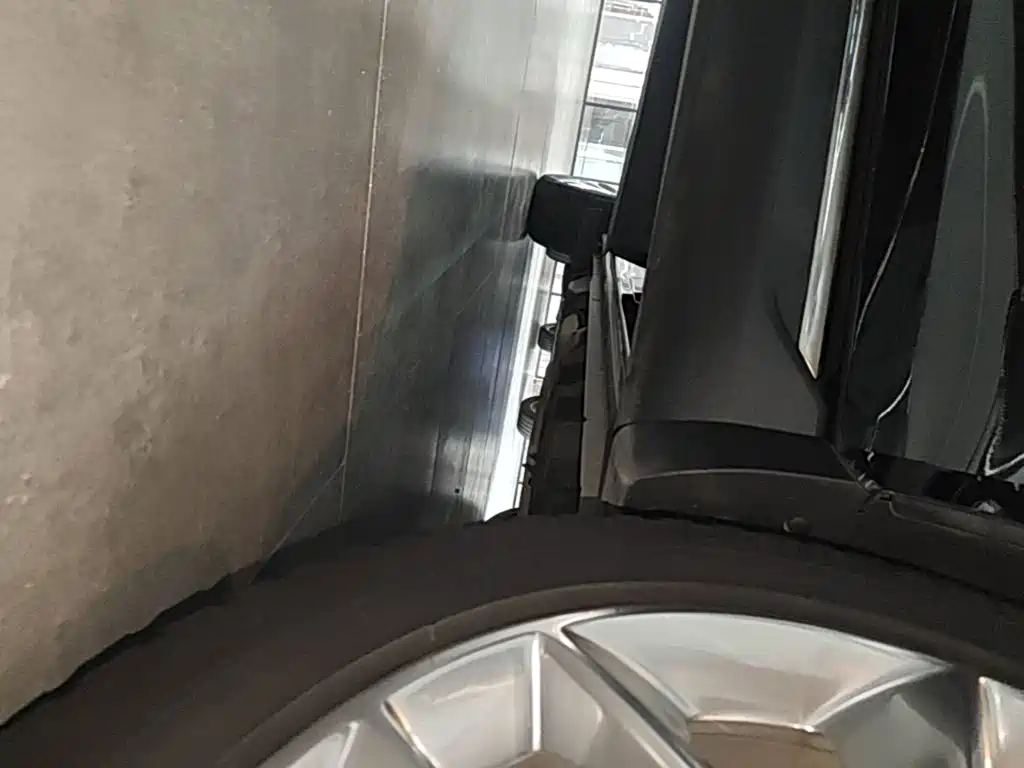 Ford Edge — миниатюра 21