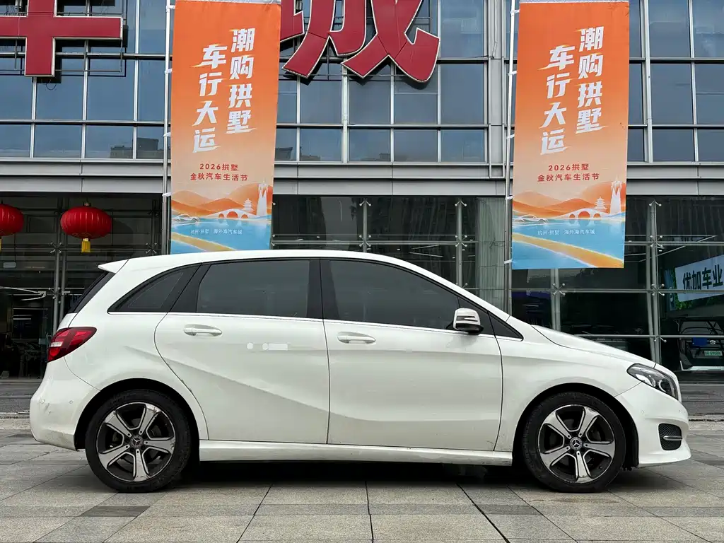 Mercedes-Benz B-Class — миниатюра 8