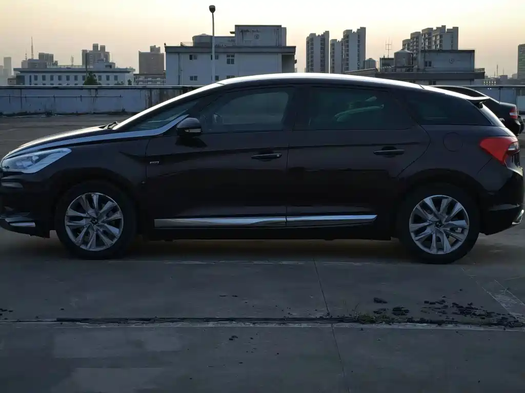 DS DS 5 — миниатюра 6