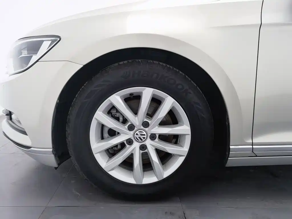 Volkswagen Magotan — миниатюра 17