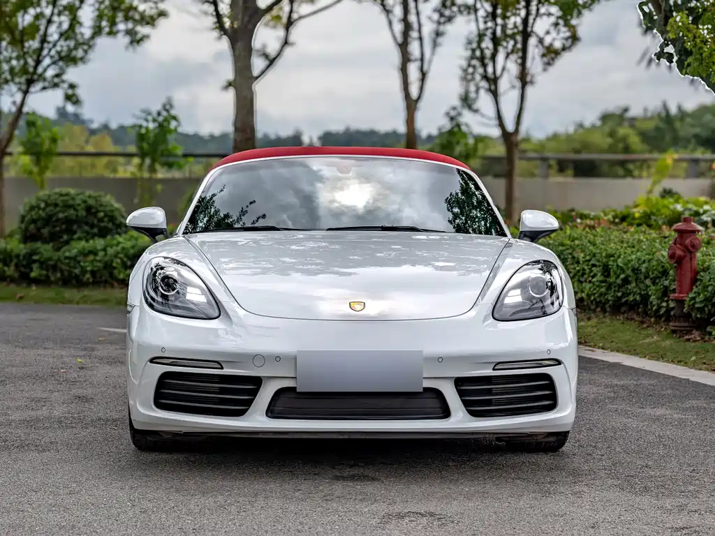 PORSCHE 718