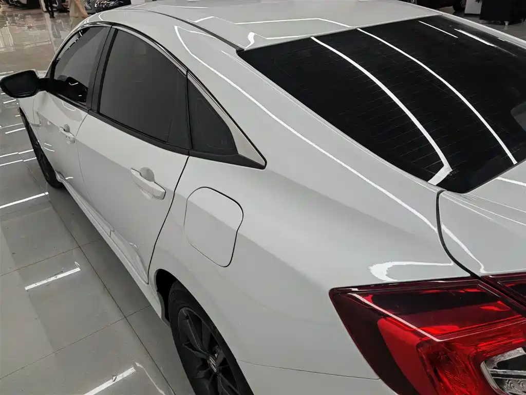 Honda Civic — миниатюра 15