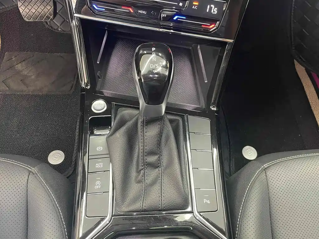 Volkswagen Passat — миниатюра 8
