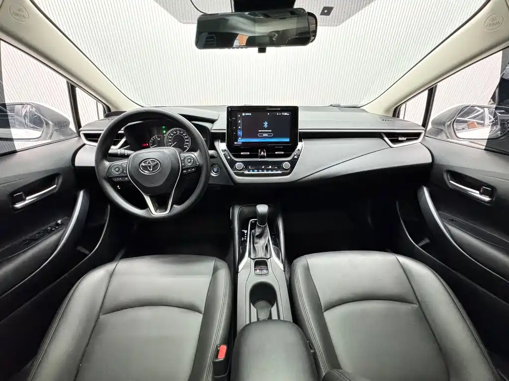 Toyota Corolla — миниатюра 13