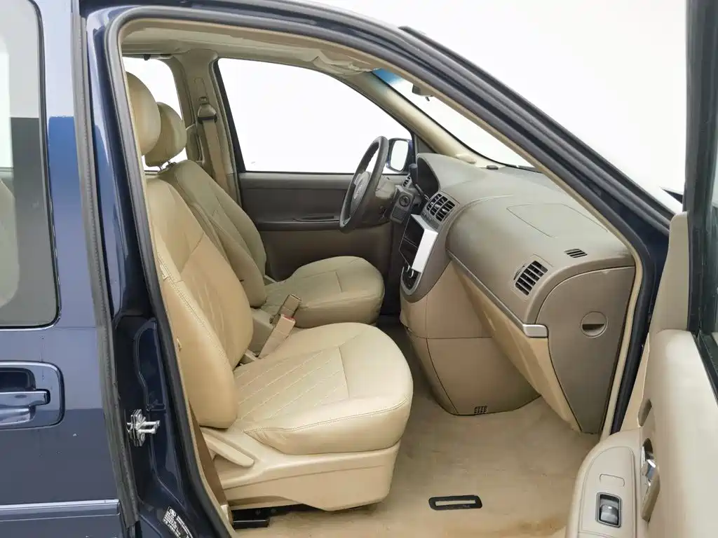 Buick GL8 — миниатюра 23