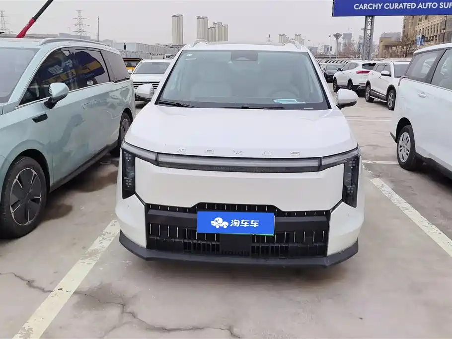 SAIC MAXUS EVERYONE 7