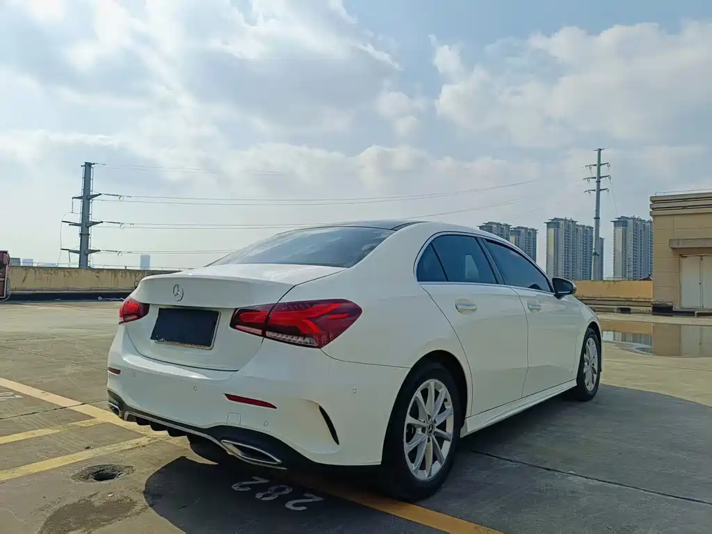 MERCEDES-BENZ A CLASS