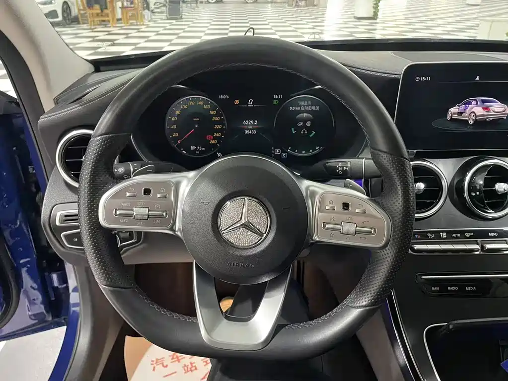 Mercedes-Benz C-Class — миниатюра 14