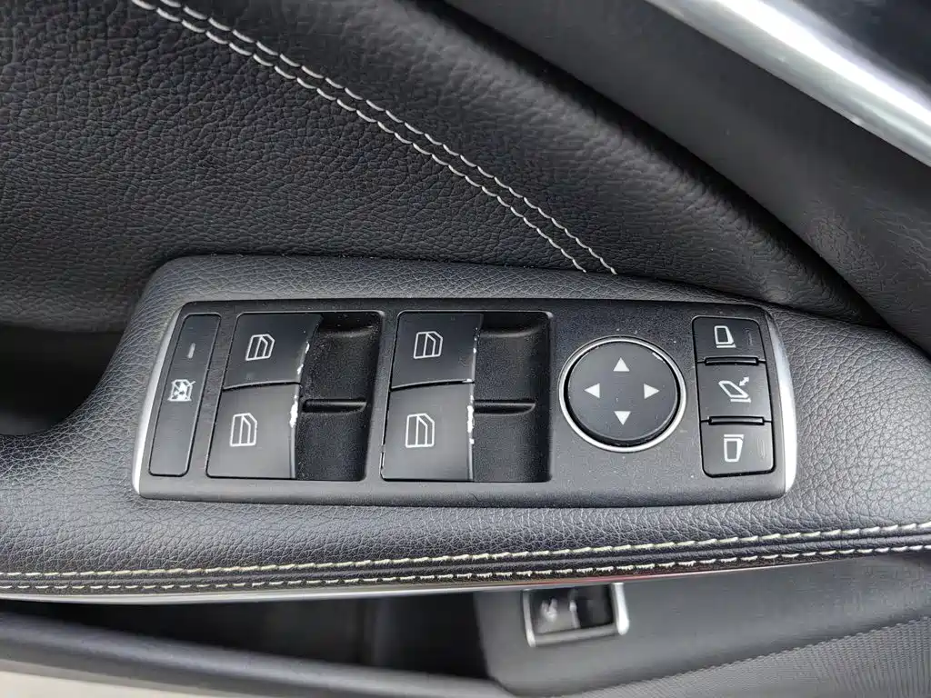 Mercedes-Benz CLA (Import) — миниатюра 9