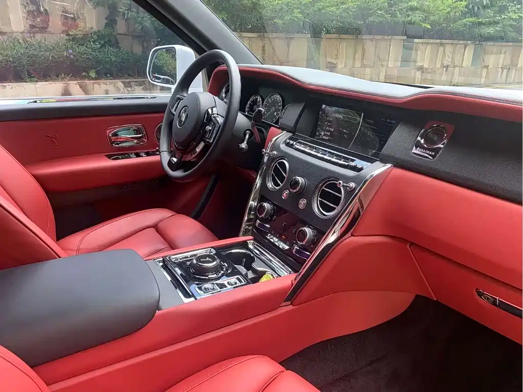 ROLLS-ROYCE CULLINAN