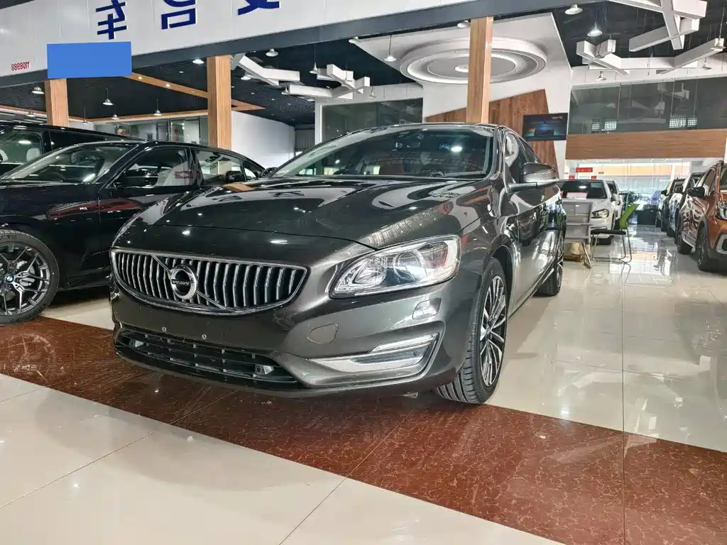 Volvo S60 2018 S60L T5 Smart Drive Edition