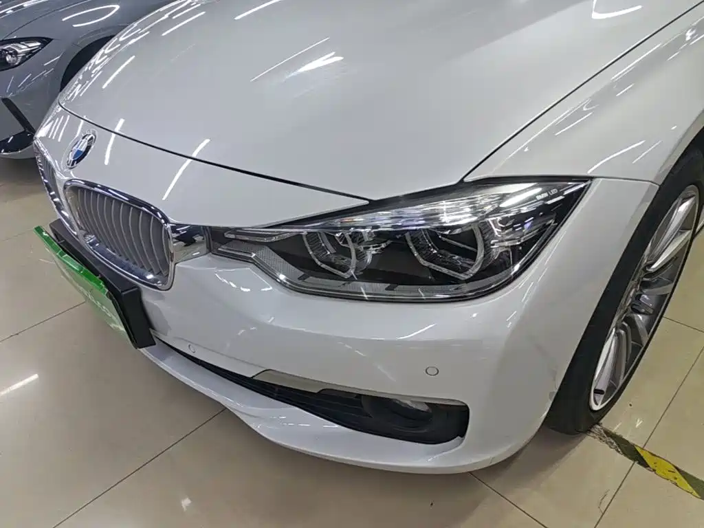BMW 3 Series — миниатюра 24
