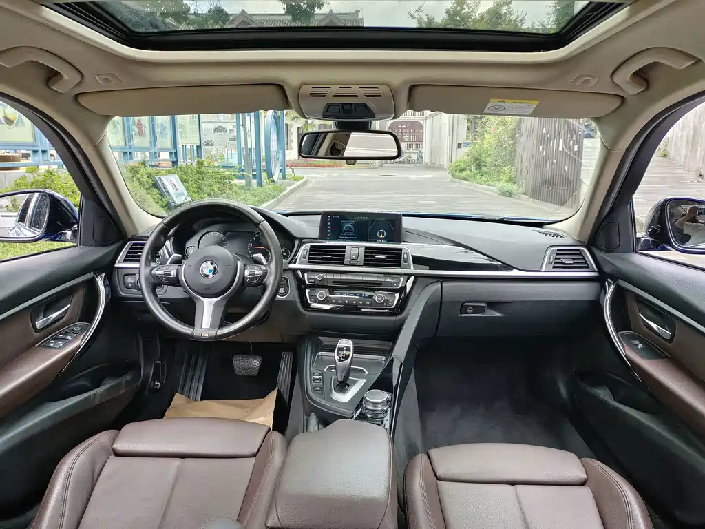 BMW 3 Series — миниатюра 10