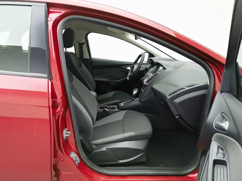 Ford Focus — миниатюра 23